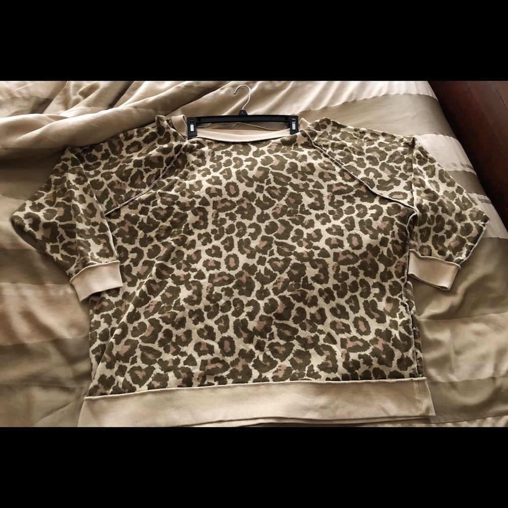 Free People Go To Get Leopard Sweatshirt Size L